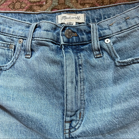 Madewell high-rise denim mid-length shorts - Picture 9 of 12